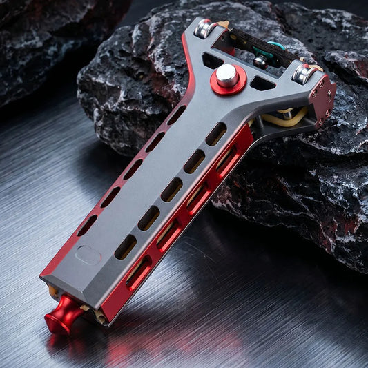 2-in-1 Outdoor Survival Tool & Auto Escape Glass Breaker